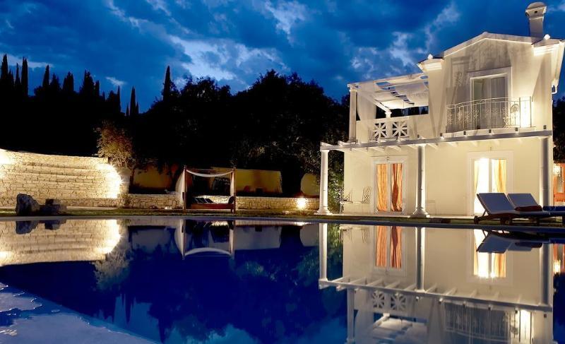 Castello Di Vista Hotel อิปโซส ภายนอก รูปภาพ