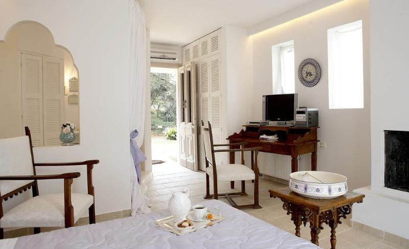 Castello Di Vista Hotel อิปโซส ภายนอก รูปภาพ