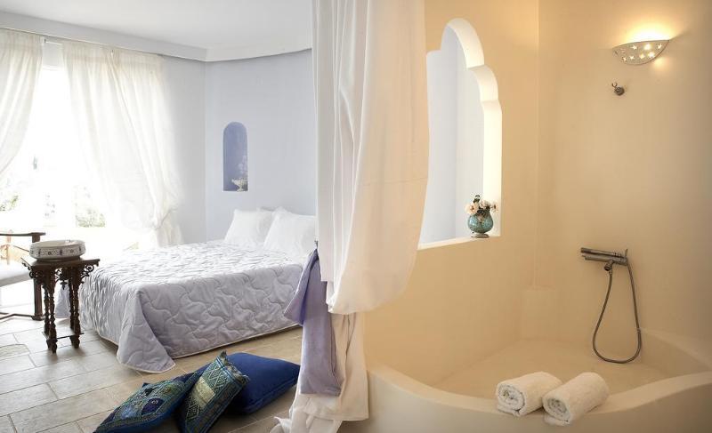 Castello Di Vista Hotel อิปโซส ภายนอก รูปภาพ